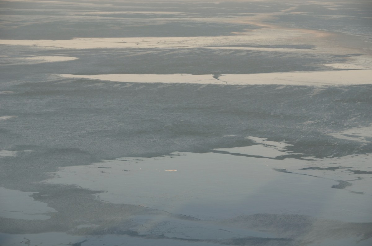 Lake Michigan begins its transformation from water to&nbsp;ice
